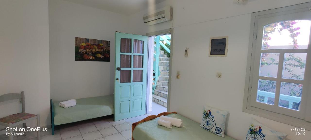 Mary'S Studios Agia Pelagia  Exterior photo