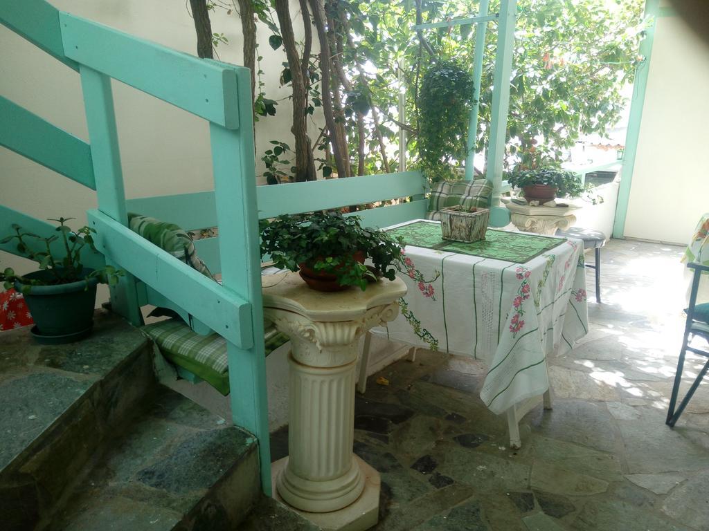 Mary'S Studios Agia Pelagia  Room photo