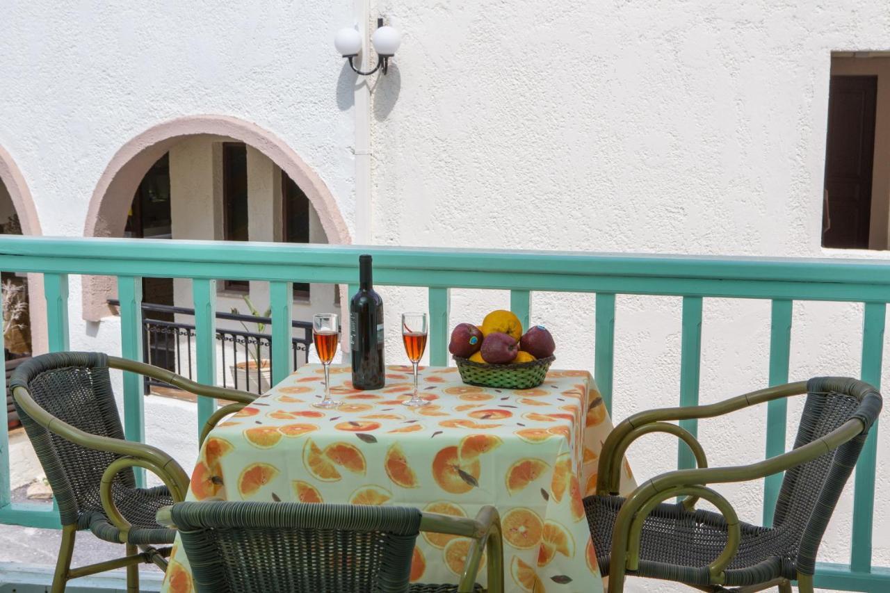 Mary'S Studios Agia Pelagia  Room photo