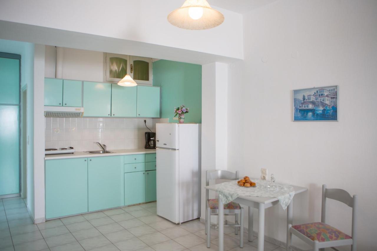 Mary'S Studios Agia Pelagia  Room photo